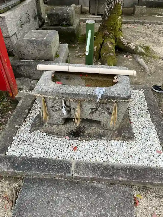 石鎚神社 福山城遥拝所の{uncategorized: "未分類", other: "その他", undefined: "問題あり", building: "その他建物", grave: "お墓", sacred_gate: "鳥居", guardian: "狛犬", statue: "像", buddha: "仏像", history: "歴史", nature: "自然", garden: "庭園", animal: "動物", pagoda: "塔", temizu: "手水舎", mountain_gate: "山門・神門", sanctuary: "本殿・本堂", subordinate: "末社・摂社", art: "芸術", scenery: "景色", jizo: "地蔵", ema: "絵馬", goshuin: "御朱印", omikuji: "おみくじ", items: "授与品その他", amulet: "お守り", goshuincho: "御朱印帳", eats: "食事", festival: "お祭り", votive_dance: "神楽", shichigosan: "七五三参", wedding: "結婚式", experience: "体験その他", initially: "初詣", around: "周辺", anti_infection: "感染症対策"}