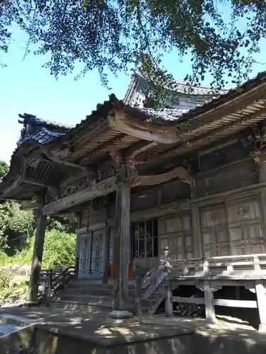 照明寺の本殿