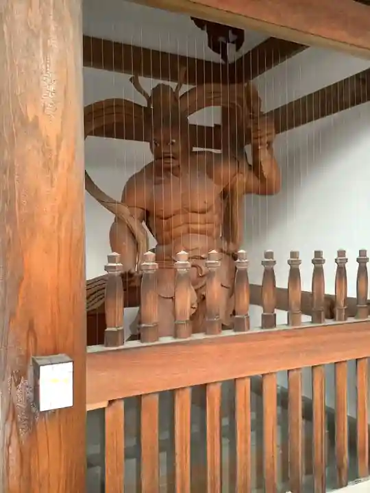 薬師寺(北外山)の像