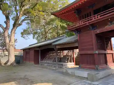 素盞嗚神社の山門・神門