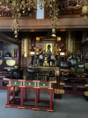 総持寺の{uncategorized: "未分類", other: "その他", undefined: "問題あり", building: "その他建物", grave: "お墓", sacred_gate: "鳥居", guardian: "狛犬", statue: "像", buddha: "仏像", history: "歴史", nature: "自然", garden: "庭園", animal: "動物", pagoda: "塔", temizu: "手水舎", mountain_gate: "山門・神門", sanctuary: "本殿・本堂", subordinate: "末社・摂社", art: "芸術", scenery: "景色", jizo: "地蔵", ema: "絵馬", goshuin: "御朱印", omikuji: "おみくじ", items: "授与品その他", amulet: "お守り", goshuincho: "御朱印帳", eats: "食事", festival: "お祭り", votive_dance: "神楽", shichigosan: "七五三参", wedding: "結婚式", experience: "体験その他", initially: "初詣", around: "周辺", anti_infection: "感染症対策"}
