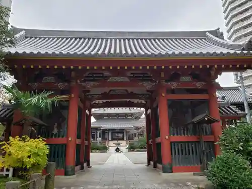 浄土宗南命山善光寺の山門・神門
