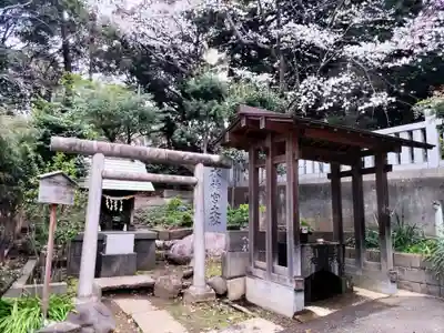 前原御嶽神社の末社・摂社