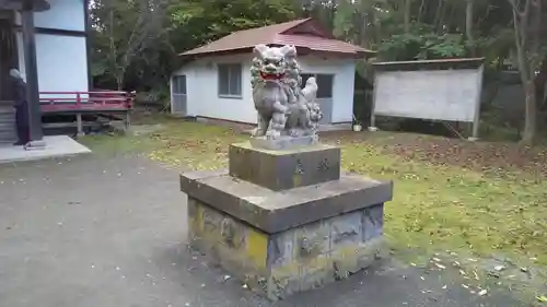 大臼山神社の狛犬