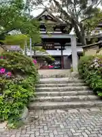 極楽寺の本殿・本堂