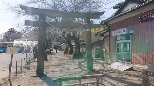 前玉神社の鳥居