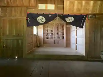石尊神社の本殿・本堂