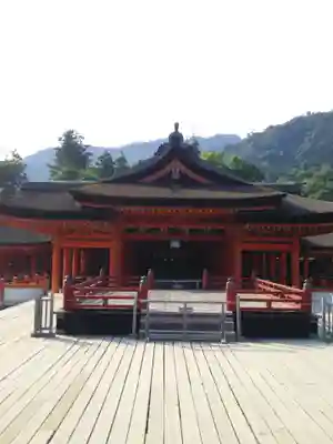 厳島神社の本殿・本堂