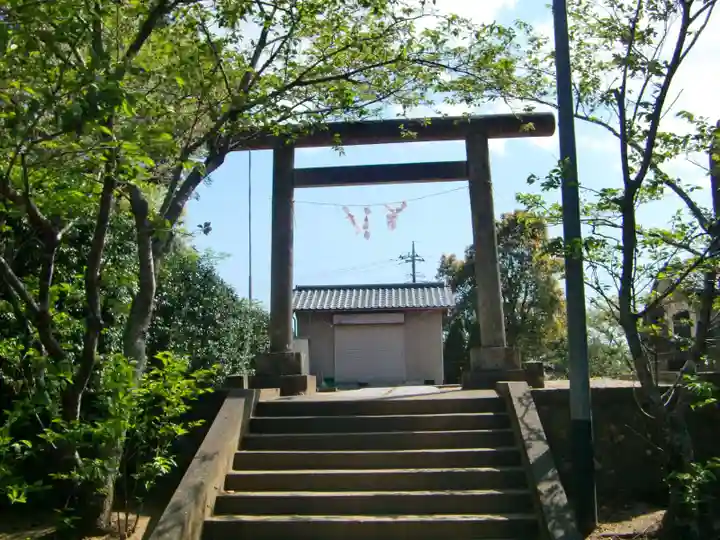 椿ノ海 水神社の鳥居
