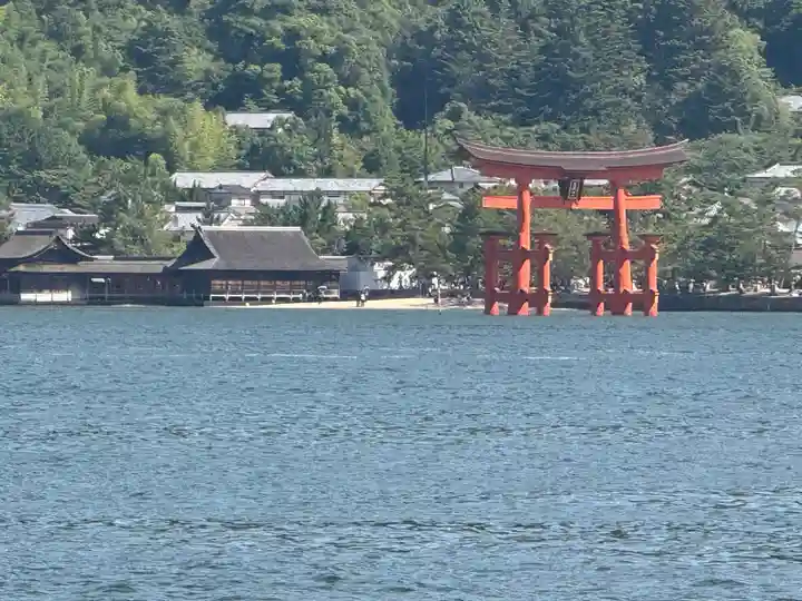 厳島神社(広島県)