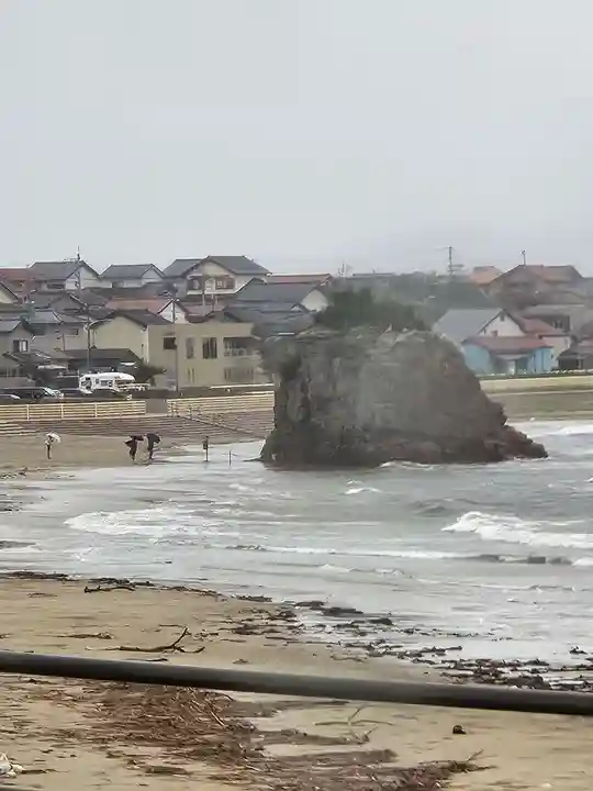 稲佐の浜 弁天島(島根県)