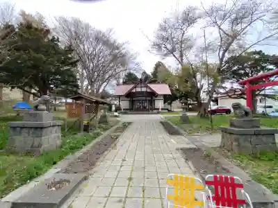 豊浦神社の{uncategorized: "未分類", other: "その他", undefined: "問題あり", building: "その他建物", grave: "お墓", sacred_gate: "鳥居", guardian: "狛犬", statue: "像", buddha: "仏像", history: "歴史", nature: "自然", garden: "庭園", animal: "動物", pagoda: "塔", temizu: "手水舎", mountain_gate: "山門・神門", sanctuary: "本殿・本堂", subordinate: "末社・摂社", art: "芸術", scenery: "景色", jizo: "地蔵", ema: "絵馬", goshuin: "御朱印", omikuji: "おみくじ", items: "授与品その他", amulet: "お守り", goshuincho: "御朱印帳", eats: "食事", festival: "お祭り", votive_dance: "神楽", shichigosan: "七五三参", wedding: "結婚式", experience: "体験その他", initially: "初詣", around: "周辺", anti_infection: "感染症対策"}