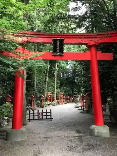 冠稲荷神社の鳥居