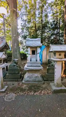 八幡神社の建物その他