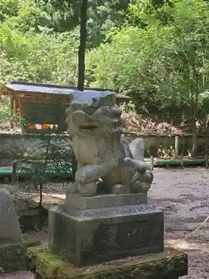 藤沼神社の狛犬