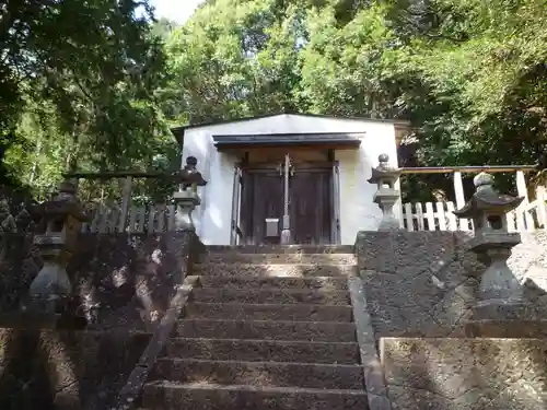 波田須神社のその他建物