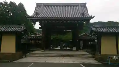 建長寺の{uncategorized: "未分類", other: "その他", undefined: "問題あり", building: "その他建物", grave: "お墓", sacred_gate: "鳥居", guardian: "狛犬", statue: "像", buddha: "仏像", history: "歴史", nature: "自然", garden: "庭園", animal: "動物", pagoda: "塔", temizu: "手水舎", mountain_gate: "山門・神門", sanctuary: "本殿・本堂", subordinate: "末社・摂社", art: "芸術", scenery: "景色", jizo: "地蔵", ema: "絵馬", goshuin: "御朱印", omikuji: "おみくじ", items: "授与品その他", amulet: "お守り", goshuincho: "御朱印帳", eats: "食事", festival: "お祭り", votive_dance: "神楽", shichigosan: "七五三参", wedding: "結婚式", experience: "体験その他", initially: "初詣", around: "周辺", anti_infection: "感染症対策"}