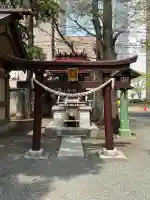 出世稲荷社(三吉神社内)の{uncategorized: "未分類", other: "その他", undefined: "問題あり", building: "その他建物", grave: "お墓", sacred_gate: "鳥居", guardian: "狛犬", statue: "像", buddha: "仏像", history: "歴史", nature: "自然", garden: "庭園", animal: "動物", pagoda: "塔", temizu: "手水舎", mountain_gate: "山門・神門", sanctuary: "本殿・本堂", subordinate: "末社・摂社", art: "芸術", scenery: "景色", jizo: "地蔵", ema: "絵馬", goshuin: "御朱印", omikuji: "おみくじ", items: "授与品その他", amulet: "お守り", goshuincho: "御朱印帳", eats: "食事", festival: "お祭り", votive_dance: "神楽", shichigosan: "七五三参", wedding: "結婚式", experience: "体験その他", initially: "初詣", around: "周辺", anti_infection: "感染症対策"}