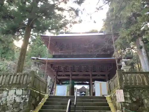 宝積山光前寺の山門・神門