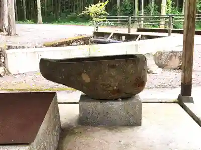 八幡神社の手水舎