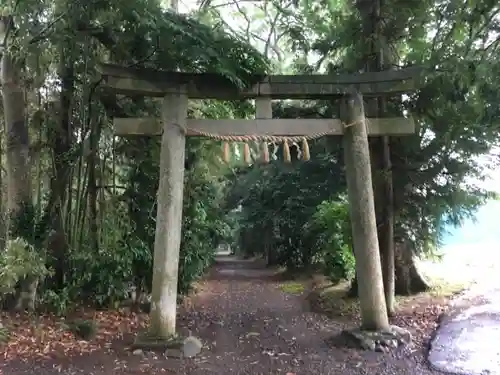 子安神社の鳥居