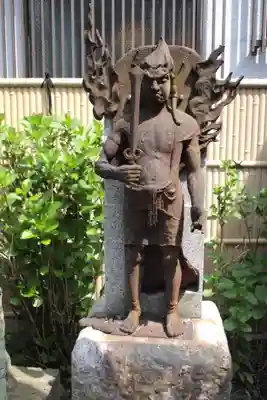 寶藏寺(成田不動尊) の像