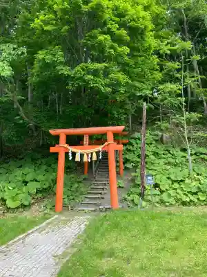 阿寒湖稲荷神社(北海道)