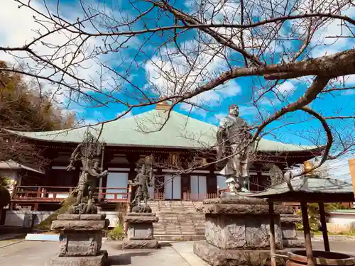 長勝寺の本殿・本堂