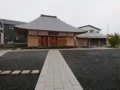 萬国寺の本殿