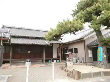 輪光寺の本殿・本堂