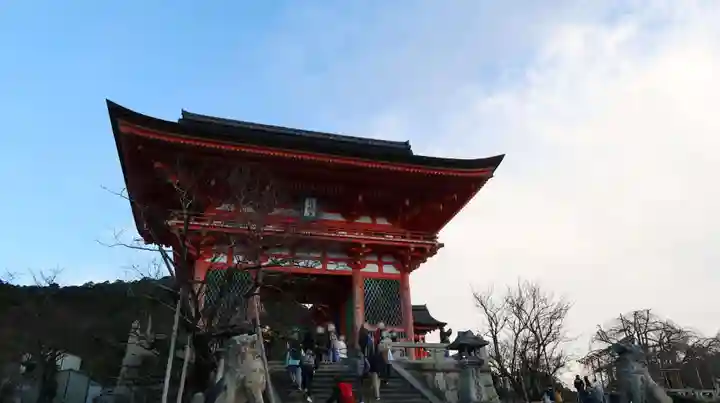 清水寺の山門・神門