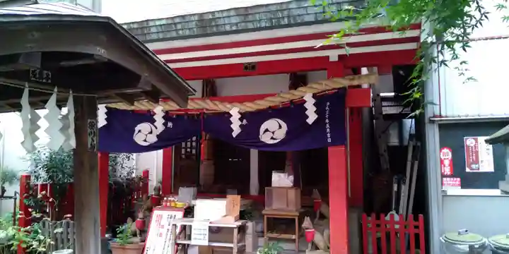 讃岐小白稲荷神社の本殿・本堂