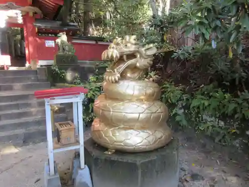 日光二荒山神社中宮祠の狛犬