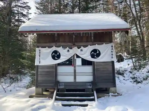 糠平神社の本殿・本堂