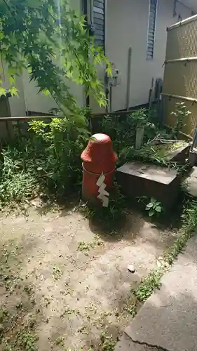 金山神社の像