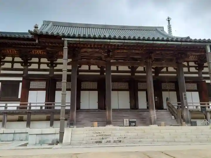 壇上伽藍の本殿・本堂