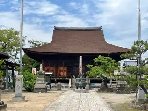 高田寺の本殿・本堂