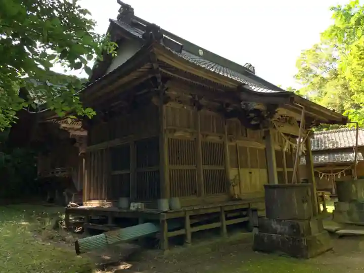 熊野神社の本殿・本堂