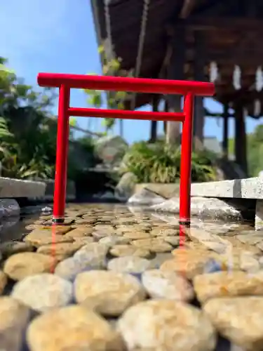 白鷺神社の{uncategorized: "未分類", other: "その他", undefined: "問題あり", building: "その他建物", grave: "お墓", sacred_gate: "鳥居", guardian: "狛犬", statue: "像", buddha: "仏像", history: "歴史", nature: "自然", garden: "庭園", animal: "動物", pagoda: "塔", temizu: "手水舎", mountain_gate: "山門・神門", sanctuary: "本殿・本堂", subordinate: "末社・摂社", art: "芸術", scenery: "景色", jizo: "地蔵", ema: "絵馬", goshuin: "御朱印", omikuji: "おみくじ", items: "授与品その他", amulet: "お守り", goshuincho: "御朱印帳", eats: "食事", festival: "お祭り", votive_dance: "神楽", shichigosan: "七五三参", wedding: "結婚式", experience: "体験その他", initially: "初詣", around: "周辺", anti_infection: "感染症対策"}