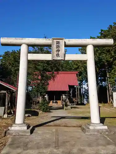 諏訪神社の鳥居