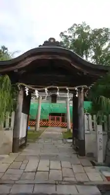 和貴宮神社の山門・神門
