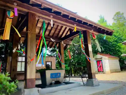 滑川神社 - 仕事と子どもの守り神の手水