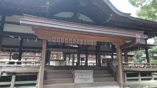 往馬坐伊古麻都比古神社の本殿・本堂