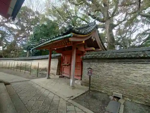 石清水八幡宮の{uncategorized: "未分類", other: "その他", undefined: "問題あり", building: "その他建物", grave: "お墓", sacred_gate: "鳥居", guardian: "狛犬", statue: "像", buddha: "仏像", history: "歴史", nature: "自然", garden: "庭園", animal: "動物", pagoda: "塔", temizu: "手水舎", mountain_gate: "山門・神門", sanctuary: "本殿・本堂", subordinate: "末社・摂社", art: "芸術", scenery: "景色", jizo: "地蔵", ema: "絵馬", goshuin: "御朱印", omikuji: "おみくじ", items: "授与品その他", amulet: "お守り", goshuincho: "御朱印帳", eats: "食事", festival: "お祭り", votive_dance: "神楽", shichigosan: "七五三参", wedding: "結婚式", experience: "体験その他", initially: "初詣", around: "周辺", anti_infection: "感染症対策"}