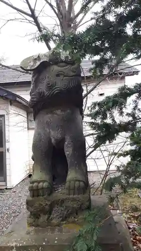 芽生神社の狛犬