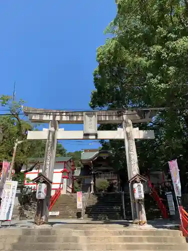 西岡神宮の鳥居