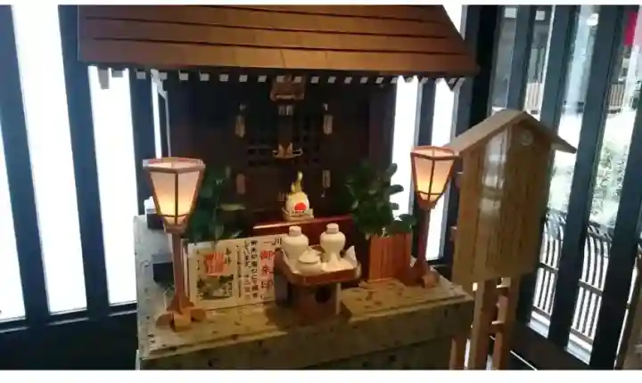 川屋神社の{uncategorized: "未分類", other: "その他", undefined: "問題あり", building: "その他建物", grave: "お墓", sacred_gate: "鳥居", guardian: "狛犬", statue: "像", buddha: "仏像", history: "歴史", nature: "自然", garden: "庭園", animal: "動物", pagoda: "塔", temizu: "手水舎", mountain_gate: "山門・神門", sanctuary: "本殿・本堂", subordinate: "末社・摂社", art: "芸術", scenery: "景色", jizo: "地蔵", ema: "絵馬", goshuin: "御朱印", omikuji: "おみくじ", items: "授与品その他", amulet: "お守り", goshuincho: "御朱印帳", eats: "食事", festival: "お祭り", votive_dance: "神楽", shichigosan: "七五三参", wedding: "結婚式", experience: "体験その他", initially: "初詣", around: "周辺", anti_infection: "感染症対策"}