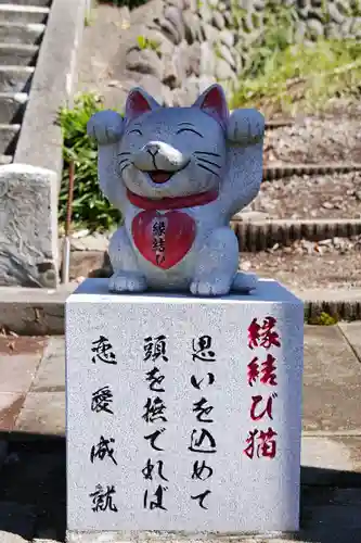 鹿角八坂神社の狛犬