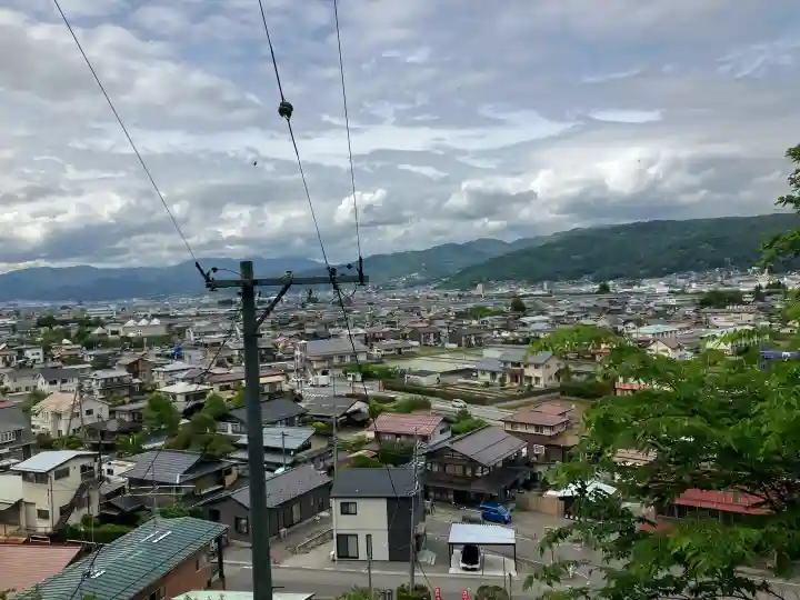 北斗神社の{uncategorized: "未分類", other: "その他", undefined: "問題あり", building: "その他建物", grave: "お墓", sacred_gate: "鳥居", guardian: "狛犬", statue: "像", buddha: "仏像", history: "歴史", nature: "自然", garden: "庭園", animal: "動物", pagoda: "塔", temizu: "手水舎", mountain_gate: "山門・神門", sanctuary: "本殿・本堂", subordinate: "末社・摂社", art: "芸術", scenery: "景色", jizo: "地蔵", ema: "絵馬", goshuin: "御朱印", omikuji: "おみくじ", items: "授与品その他", amulet: "お守り", goshuincho: "御朱印帳", eats: "食事", festival: "お祭り", votive_dance: "神楽", shichigosan: "七五三参", wedding: "結婚式", experience: "体験その他", initially: "初詣", around: "周辺", anti_infection: "感染症対策"}