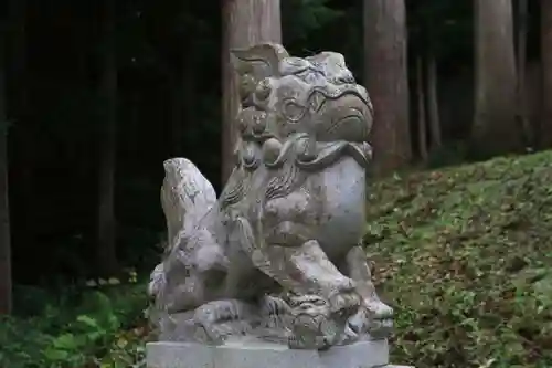 荒人神社・清神社の狛犬